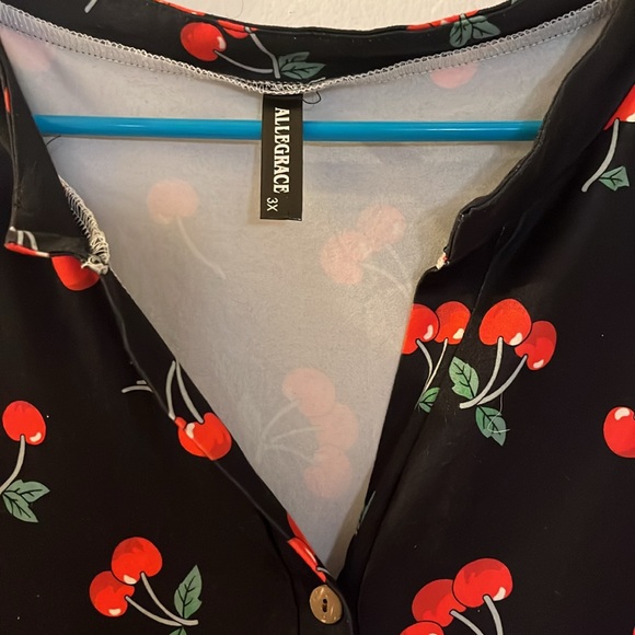 Blouse - Picture 2 of 4